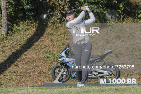Hee Jeong Lim of South Korea action on the 3th green during an BMW LADIES CHAMPIONSHOP at BMW International GC in Busan, South Korea. 