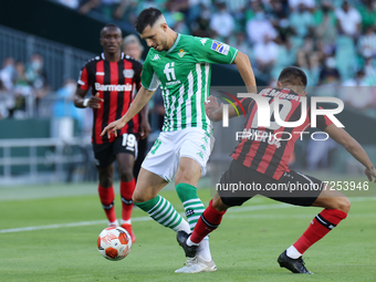 Guido Rodriguez of Real Betis during the UEFA Europa League Group G stage match between Real Betis and Bayern Leverkusen at Benito Villamari...