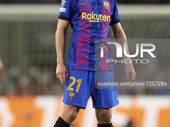 Frenkie de Jong of Barcelona in action during the UEFA Champions League group E match between FC Barcelona and Dinamo Kiev at Camp Nou on Oc...
