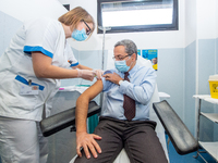 The health staff of the local Asl of Rieti, will vaccinate with the third dose, in the vaccination center of the Hospital of Rieti ''San Cam...