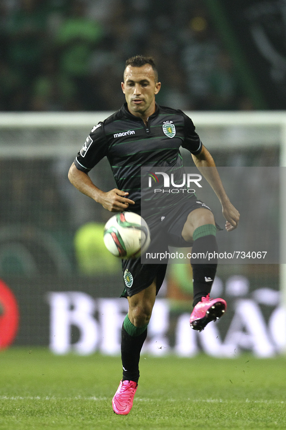  during the Premier League 2015/16 match between CD Tondela and Sporting CP, at Municipal Aveiro Stadium in Aveiro on August 14, 2015. 
