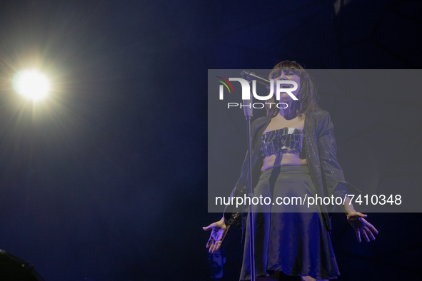 Singer Eva Amaral during an Amaral concert at the WiZink Center in Madrid. The concert is part of the tour of their new album: ''Salto al Co...