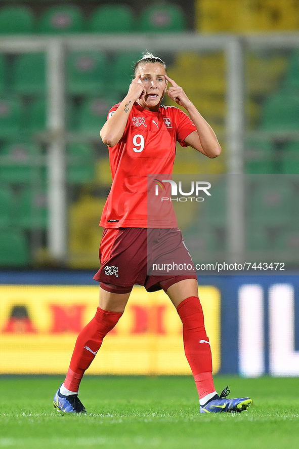 Switzerland's forward Ana-Maria Crnogorcevic gestures  during the FIFA World Cup Women's FIFA World Cup 2023 - Italy vs Switzerland on N...