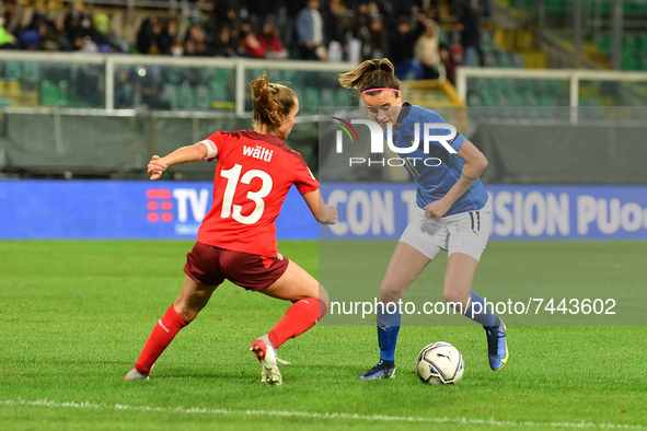 Italy's forward Barbara Bonansea control the ball  during the FIFA World Cup Women's FIFA World Cup 2023 - Italy vs Switzerland on Novem...
