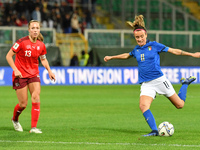 Italy's forward Barbara Bonansea scores the 1-2 goal  during the FIFA World Cup Women's FIFA World Cup 2023 - Italy vs Switzerland on No...