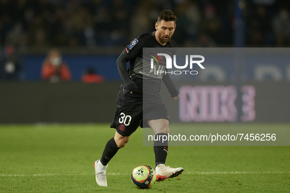 Leo Messi of PSG in action during the Ligue 1 Uber Eats match between Paris Saint Germain and FC Nantes at Parc des Princes on November 20,...