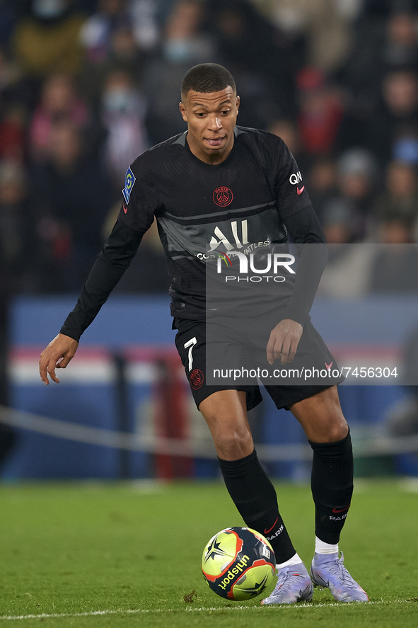 Kylian Mbappe of PSG in action during the Ligue 1 Uber Eats match between Paris Saint Germain and FC Nantes at Parc des Princes on November...