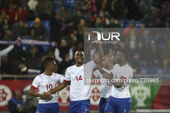 Cape Verde´s defender Gege (2nd L) celebrates his goal with team mates during the Portugal vs Serbia friendly football match at Antonio Coim...