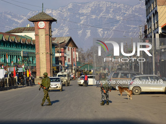 Indian forces stand in the city center Lalchowk during the Covid-19 lockdown in Srinagar, Indian Administered Kashmir on 05 February 2022....