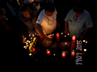 SPAIN, Madrid:taxi drivers lighting candles during the taxi drivers protests front the Ministry of Public Works in Madrid on September 10, 2...