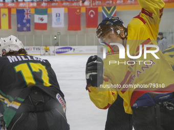 JACA - 08 APRIL - SPAIN: Hpckey players during the match between Spain and South Africa, corresponding to the fourth day of Group B of the W...