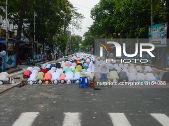Muslim community observes Eid-Ul-Fitr after the end of Ramadan month in Kolkata , India , on 3 May 2022 . (