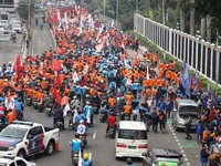 labor held may day in front of house of representatives, the event that should held om may 1st was postponed due to eid fitri in Indonesia....