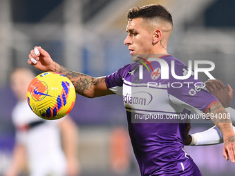 Lucas Torreira (Fiorentina) during the italian soccer Serie A match ACF Fiorentina vs Genoa CFC on January 17, 2022 at the Artemio Franchi s...
