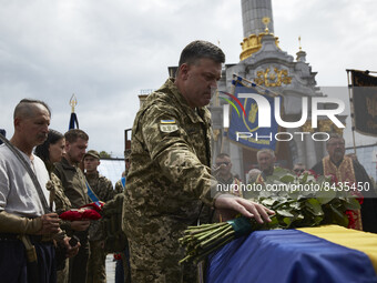 Oleh Tyahnybok, leader of the Svoboda political party, attends the funeral of Ukrainian serviceman and politician Oleh Kytsyn on Independenc...