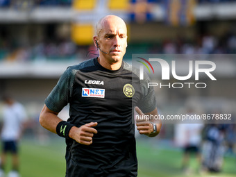 The referee Michele Fabbri during the italian soccer Serie A match Hellas Verona FC vs SSC Napoli on August 15, 2022 at the Marcantonio Bent...