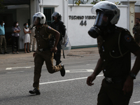 Sri Lankan Police disperse Protesters during the Inter-University Student Federation protest against the government of President Ranil Wickr...