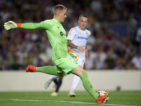Marc-Andre ter Stegen goalkeeper of Barcelona and Germany does passed during the UEFA Champions League group C match between FC Barcelona an...