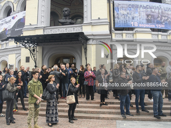 People applause during a funeral ceremony for volunteer soldier Oleksandr Shapoval, a famous ballet dancer and soloist of the National Opera...