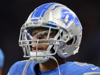 running back Craig Reynolds (46) of the Detroit Lions looks up at the screen during an NFL football game between the Detroit Lions and the W...