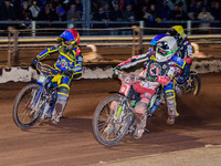 Charles Wright  (White) inside Kyle Howarth  (Red) with Justin Sedgmen  (Blue) and Norick Blodorn  (Yellow) during the SGB Premiership match...