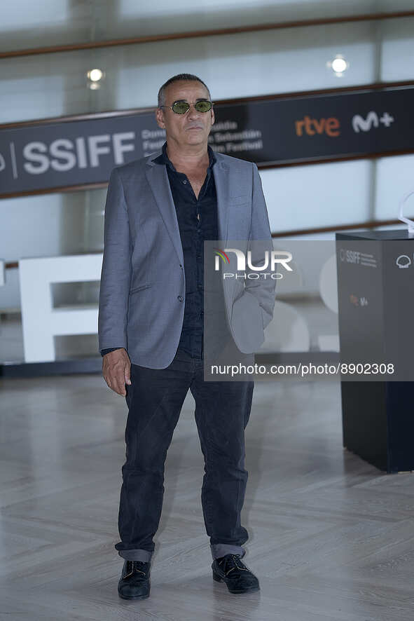Eduard Fernández  attend the photocall Los Reglones Torcidos de Dios at the 70th edition of the San Sebastian International Film Festival on...