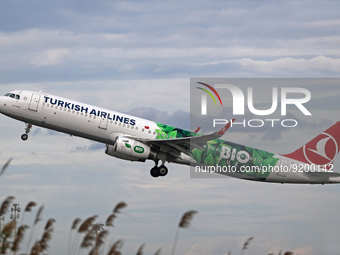Airbus A321-231 of the company Turkish Airlines (Bio Fuel Livery), which uses ecological biofuel with 87 percent less greenhouse gases compa...