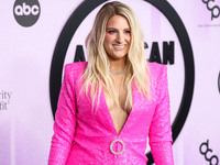 Meghan Trainor arrives at the 2022 American Music Awards (50th Annual American Music Awards) held at Microsoft Theater at L.A. Live on Novem...