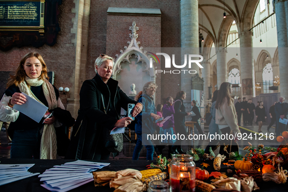 People are arriving at the Pieterskerk before Thanksgiving Day Service began in Leiden, on November 2022. 