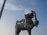 A crow on the face of the lion at the gallface in Colombo, Sri Lanka November 24, 2022
Sri Lanka's 250-member parliament approved the unpre...