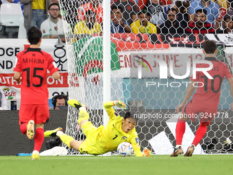 Goalkeeper of South Korea Kim Seung-Gyu during the FIFA World Cup 2022, Group H football match between Uruguay and Korea Republic on Novembe...