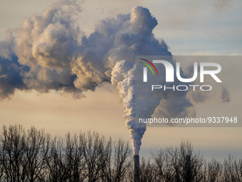 Pollution from the Miami Fort Power Station is seen near the Great Miami River on Monday, December 19, 2022, in North Bend, Ohio, USA. (