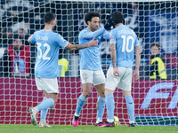 Felipe Anderson of SS Lazio celebrates after scoring fourth goal during the Serie A match between SS Lazio and AC Milan at Stadio Olimpico,...