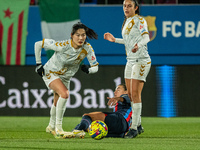 The Chinese player Yang Lina debuted with her new team, Levante Las Planas, against FC Barcelona in a match in the Liga F, on 25th January 2...