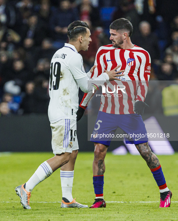 Rodrigo de Paul of Atletico de Madrid in action with Dani Ceballos of Real Madrid during the Copa del Rey match between Real Madrid and Atle...