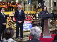 NY Governor Kathy Hochul, NJ Governor Phil Murphy and US Secretary of Transportation pariticpate in US President Joe Biden's  discussion aob...