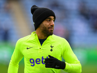 Lucas Moura of Tottenham Hotspur warms up ahead of kick-off during the Premier League match between Leicester City and Tottenham Hotspur at...