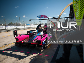 60 BLOMQVIST Tom (mco), BRAUN Colin (usa), CASTRONEVES Helio (usa), Meyer Shank Racing with Curb Agajanian, Acura ARX-06, action during the...
