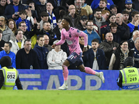 Demarai Gray of Everton celebrates his team's second goal during the Premier League match between Chelsea and Everton at Stamford Bridge, Lo...