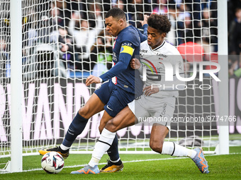 Kylian MBAPPE of PSG and Warmed OMARI of Rennes during the French championship Ligue 1 football match between Paris Saint-Germain and Stade...