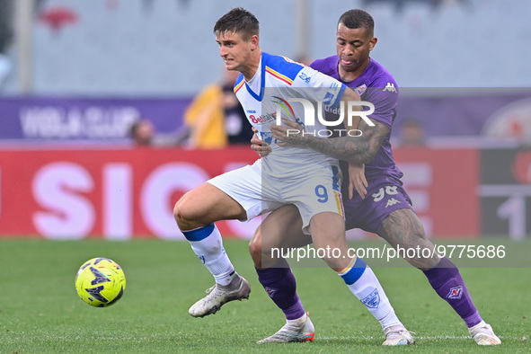 Lorenzo Colombo (US Lecce) and Igor Julio dos Santos de Paulo ''Igor'' (ACF Fiorentina) during the italian soccer Serie A match CF Fiorentin...
