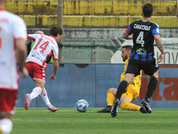 Gregorio Morachioli (Bari) fail an opportunity, Nicolas David Andrade (Pisa) saves during the Italian soccer Serie B match AC Pisa vs SSC Ba...