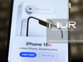 Iphone 16e Illustrations