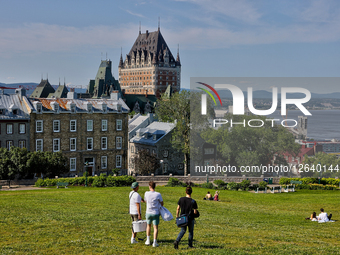 Daily Life In Quebec City