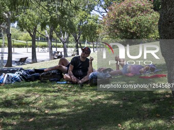 Daily Life In Lisbon 