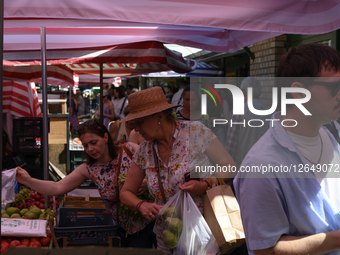 Daily Life In Warsaw.