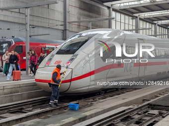 Cleaner Washing ICE Train