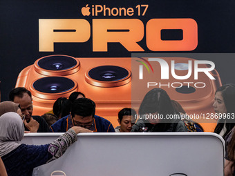 First Sale Of The IPhone 17 Series In Jakarta