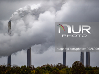 Pollution: Miami Fort Power Station In Ohio