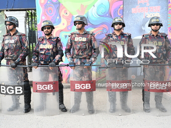 Security Tightened For Banned Awami League Party 'lockdown' Program In Dhaka.